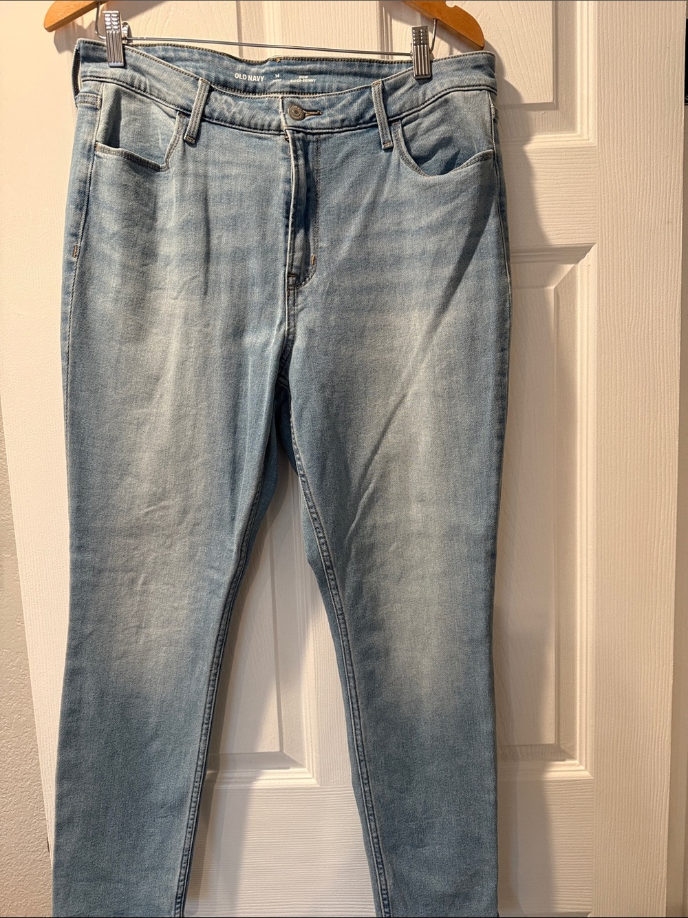 Old Navy Faded Light Blue Skinny Jeans